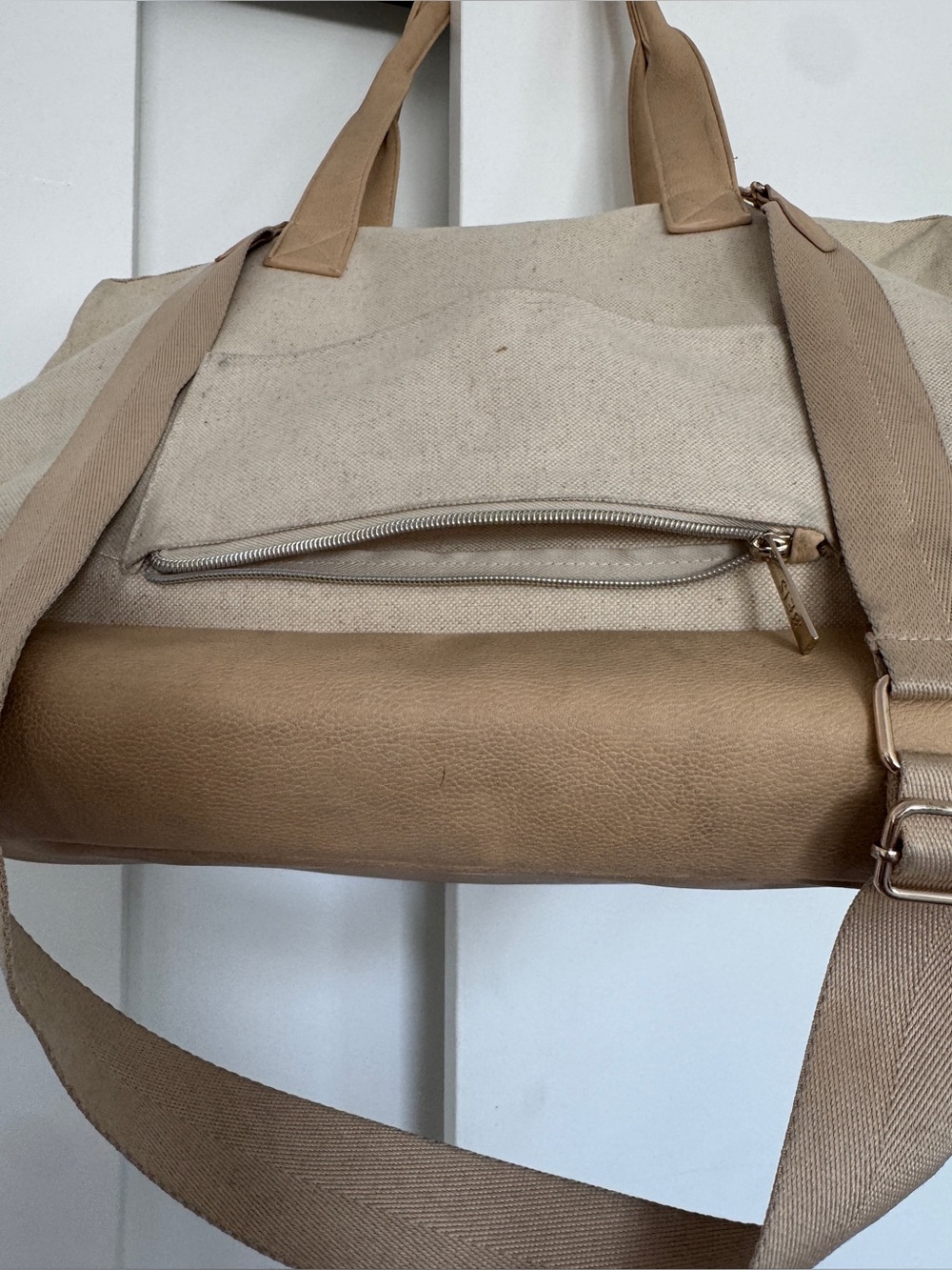 BÉIS Original Canvas Weekender Bag | Travel Carry-On with Bottom Compartment - Picture 3 of 15